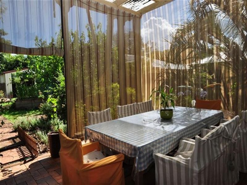 16 Albert Street, Newtown QLD 4350