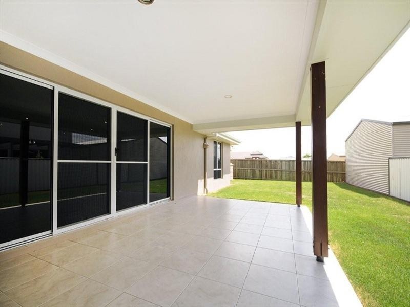 63 Wood Drive, Middle Ridge QLD 4350