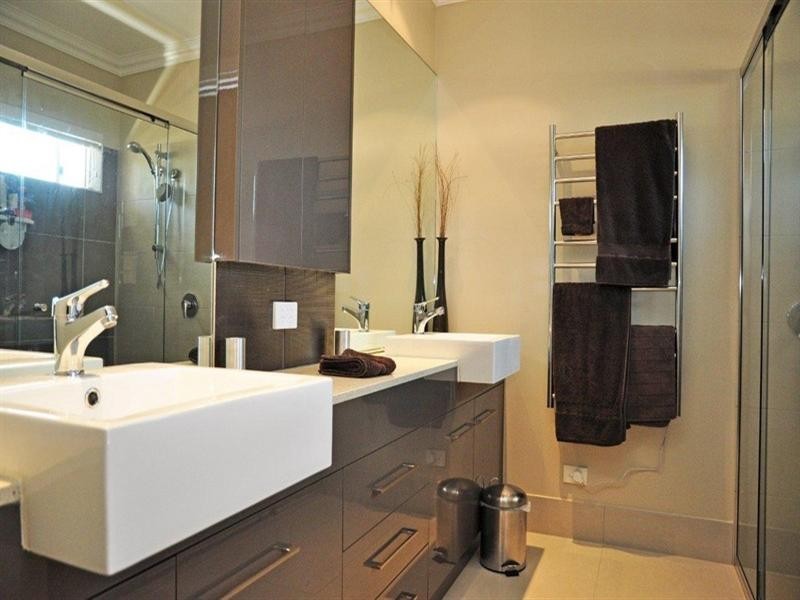 67 Wood Drive, Middle Ridge QLD 4350