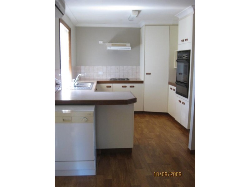 19 Kratzmann Court, Kearneys Spring QLD 4350