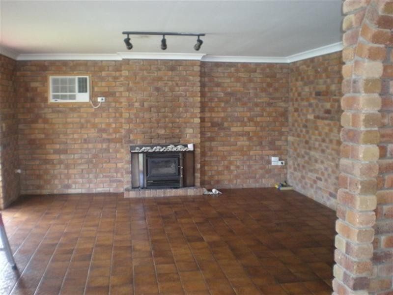 12 Clewley Crescent, Rangeville QLD 4350