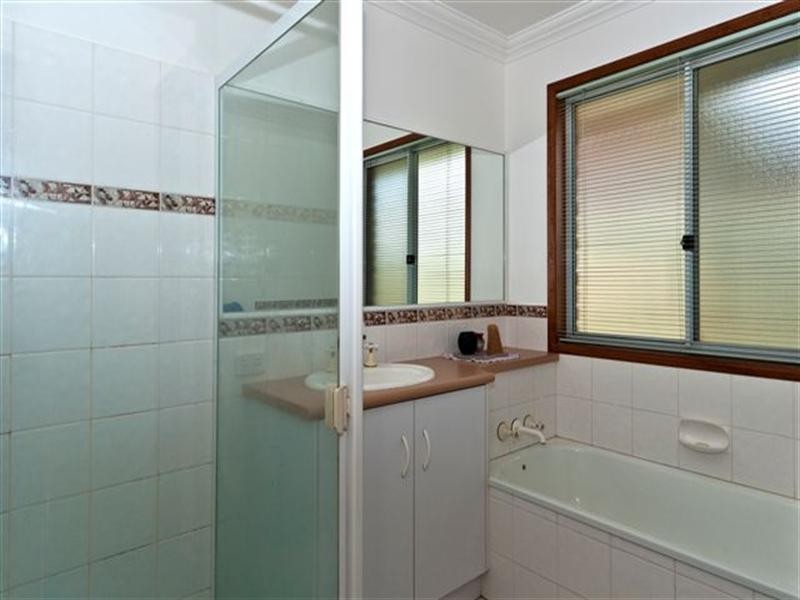 14 Dalrello Court, Glenvale QLD 4350