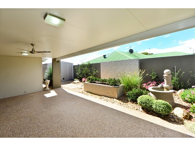 34 Saba Court, Middle Ridge QLD 4350