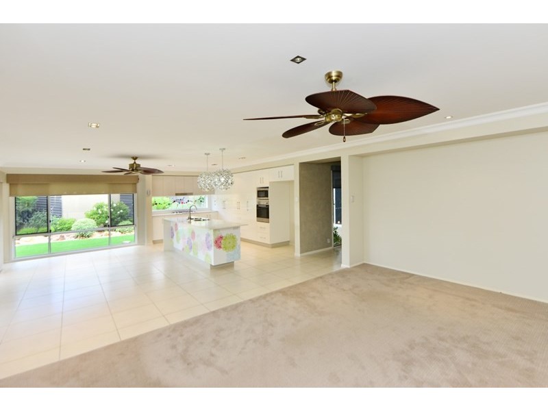 34 Saba Court, Middle Ridge QLD 4350