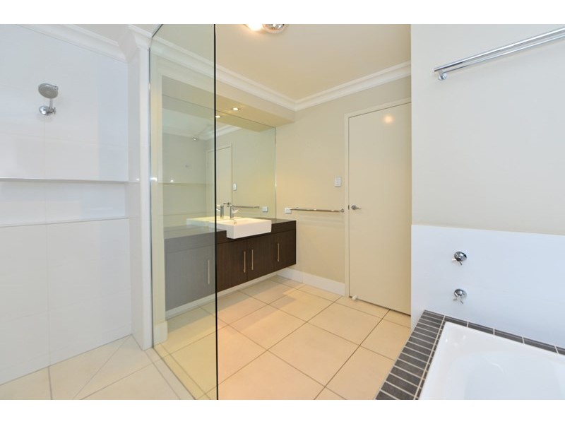 34 Saba Court, Middle Ridge QLD 4350