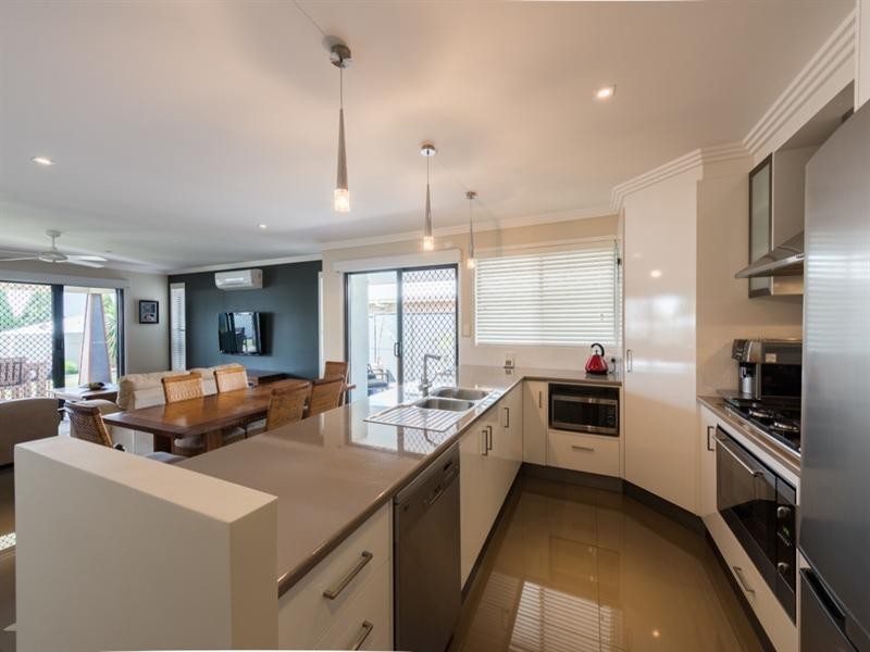 14 Pugh Street, Middle Ridge QLD 4350