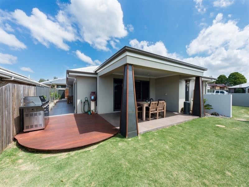 14 Pugh Street, Middle Ridge QLD 4350