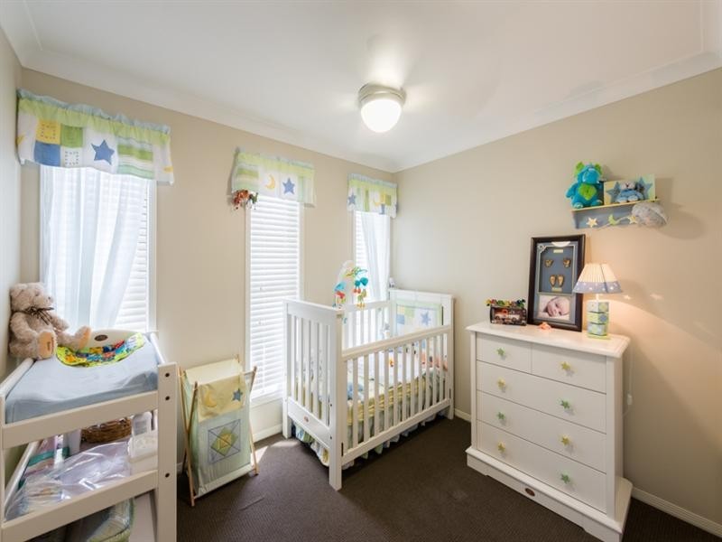 14 Pugh Street, Middle Ridge QLD 4350