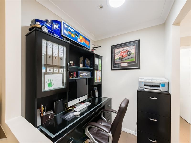 14 Pugh Street, Middle Ridge QLD 4350