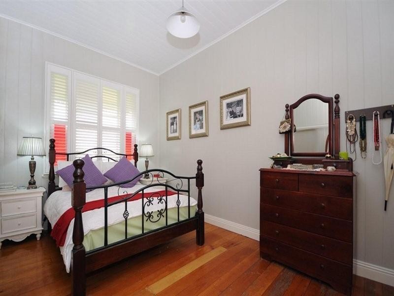 69 Hill Street, Newtown QLD 4350