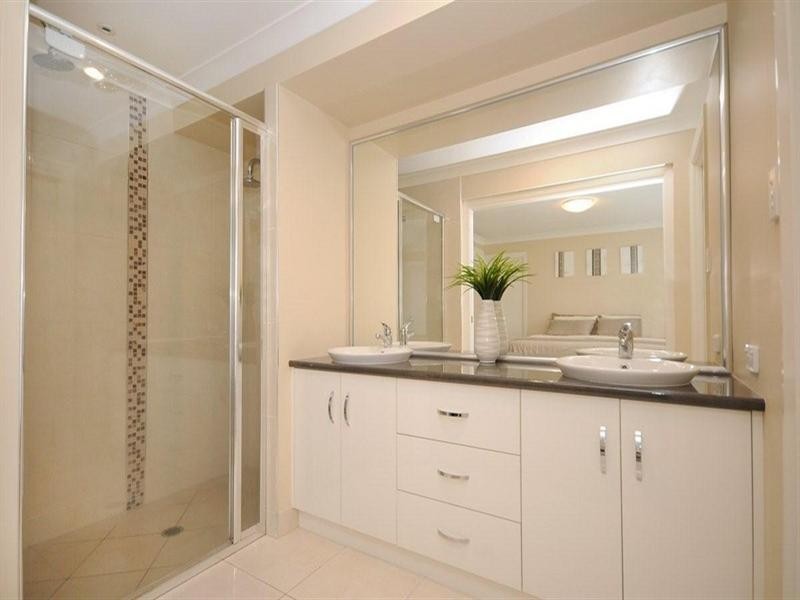 2 Stedman Street, Middle Ridge QLD 4350