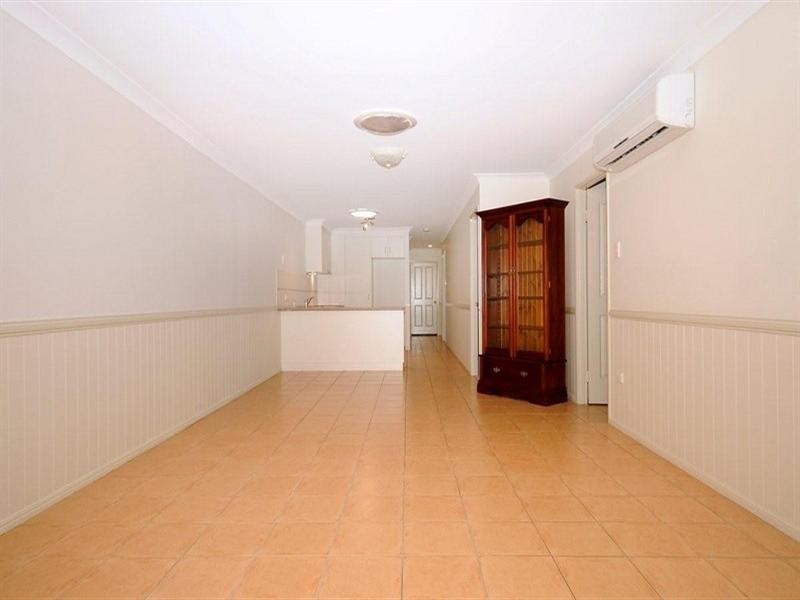 Unit 4/63a Boshammer Street, Rangeville QLD 4350