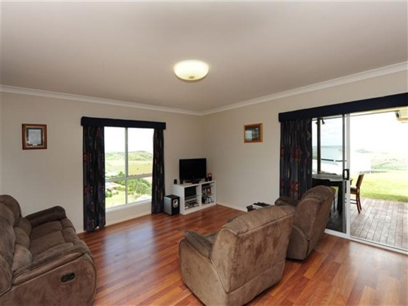 4 West View Court, Glencoe QLD 4352