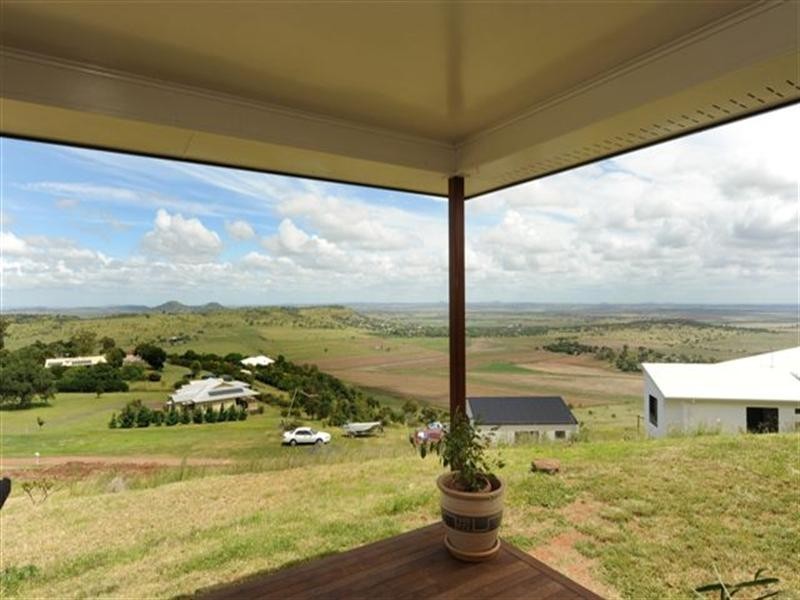 4 West View Court, Glencoe QLD 4352