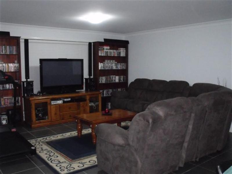 37 Woleebee Drive, Glenvale QLD 4350