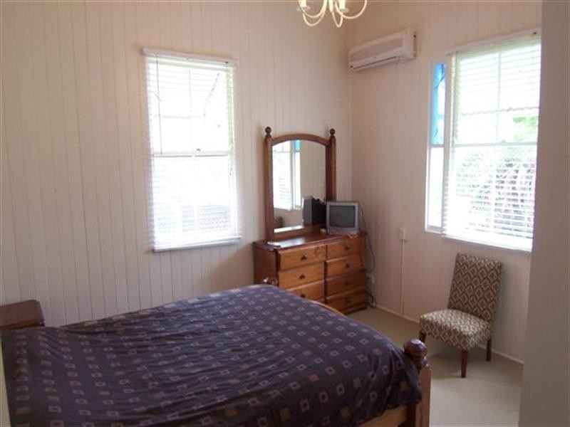 130 Mackenzie Street, East Toowoomba QLD 4350