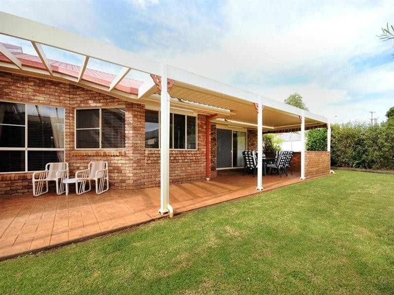 16 Janine Court, Kearneys Spring QLD 4350