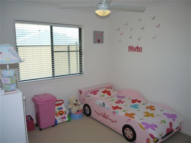 18 Wellington Street, Wyreema QLD 4352