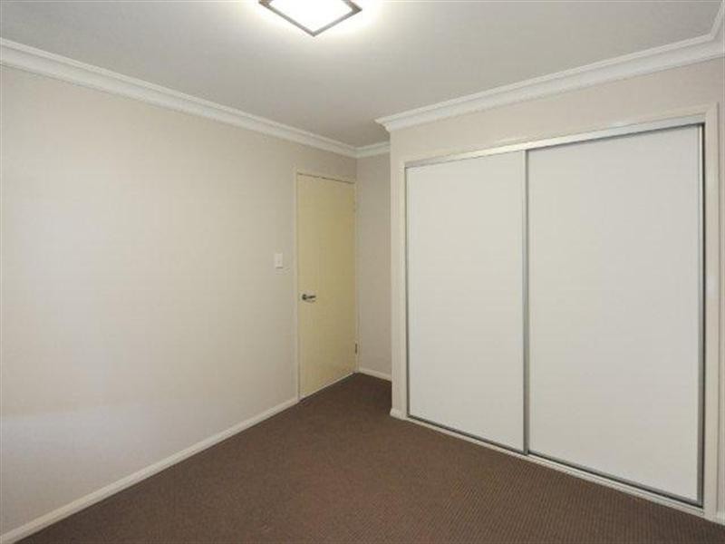 6 Roy Close, Westbrook QLD 4350