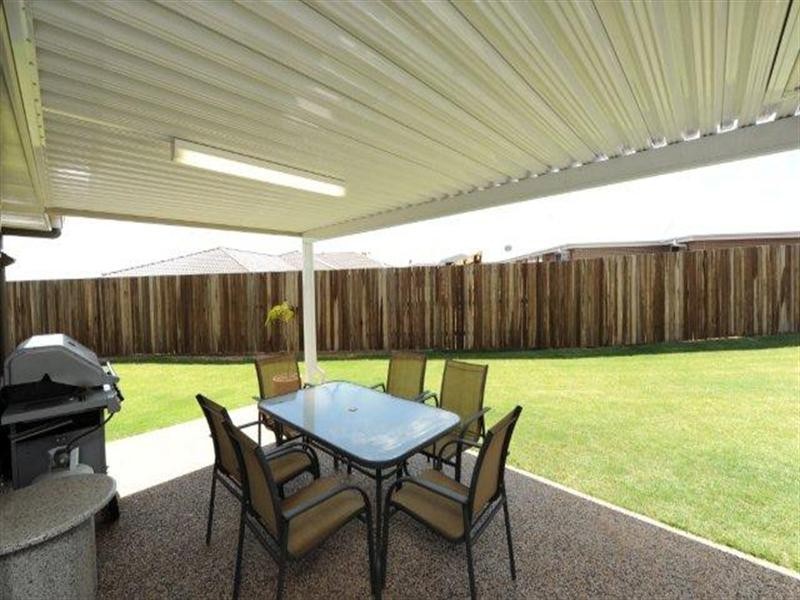6 Roy Close, Westbrook QLD 4350