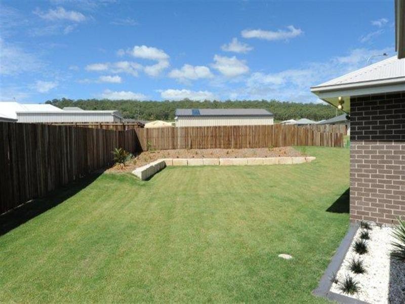 6 Roy Close, Westbrook QLD 4350