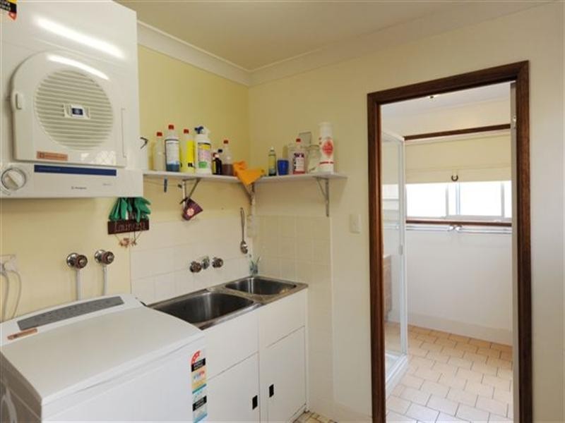 9 Mott Crescent, Toowoomba QLD 4350