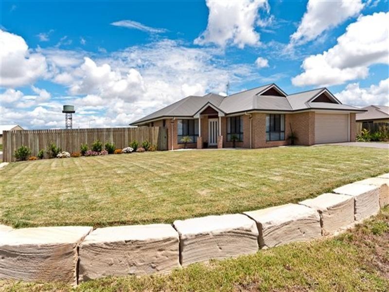 40 Ashford Drive, Wyreema QLD 4352