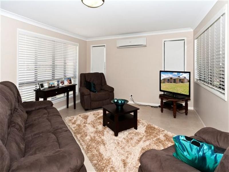 40 Ashford Drive, Wyreema QLD 4352