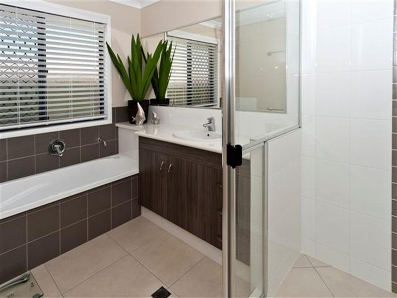 40 Ashford Drive, Wyreema QLD 4352