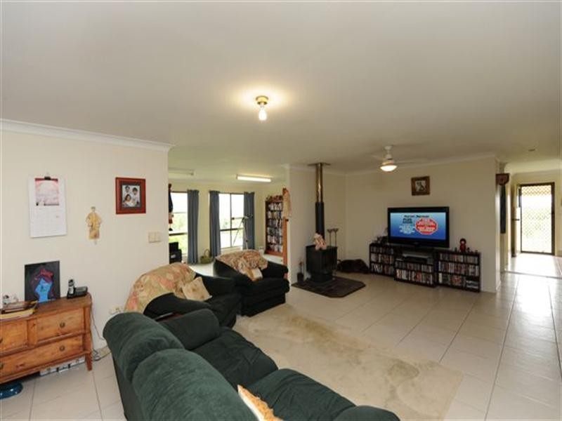 11 King Street, Kingsthorpe QLD 4400