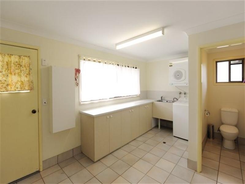 11 King Street, Kingsthorpe QLD 4400