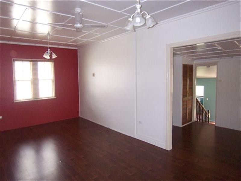 255 Taylor Street, Wilsonton QLD 4350