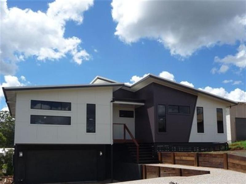 18 Trevean Drive, Kleinton QLD 4352