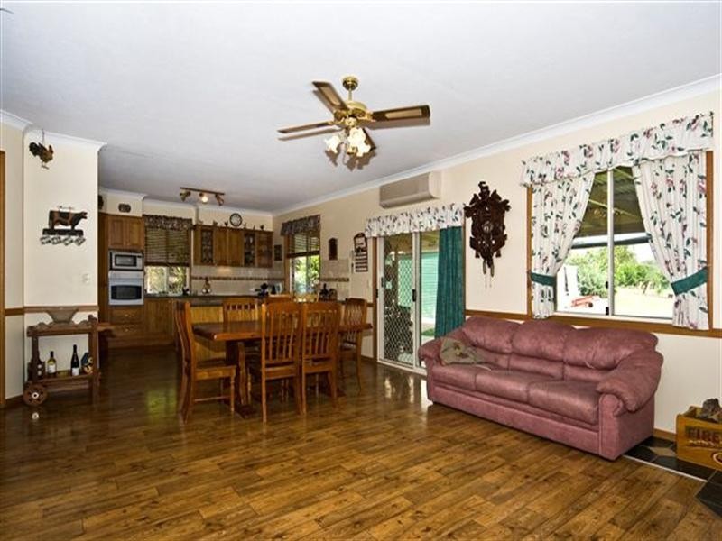 286 Hayden Street, Mount Rascal QLD 4350