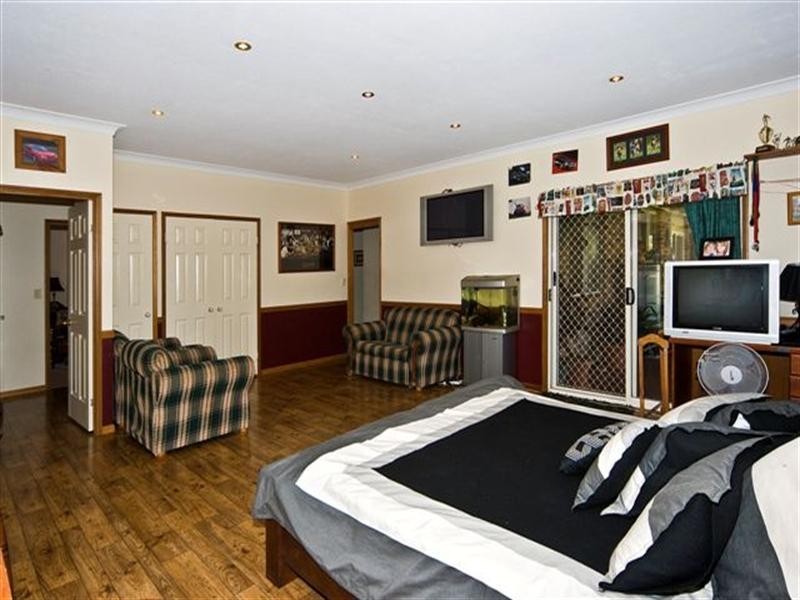 286 Hayden Street, Mount Rascal QLD 4350