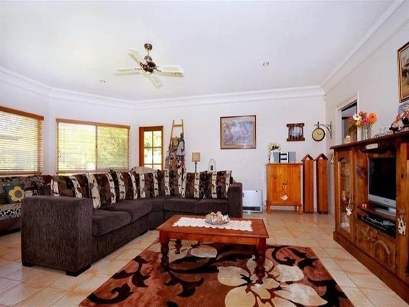 12 Purnawilla Court, Middle Ridge QLD 4350