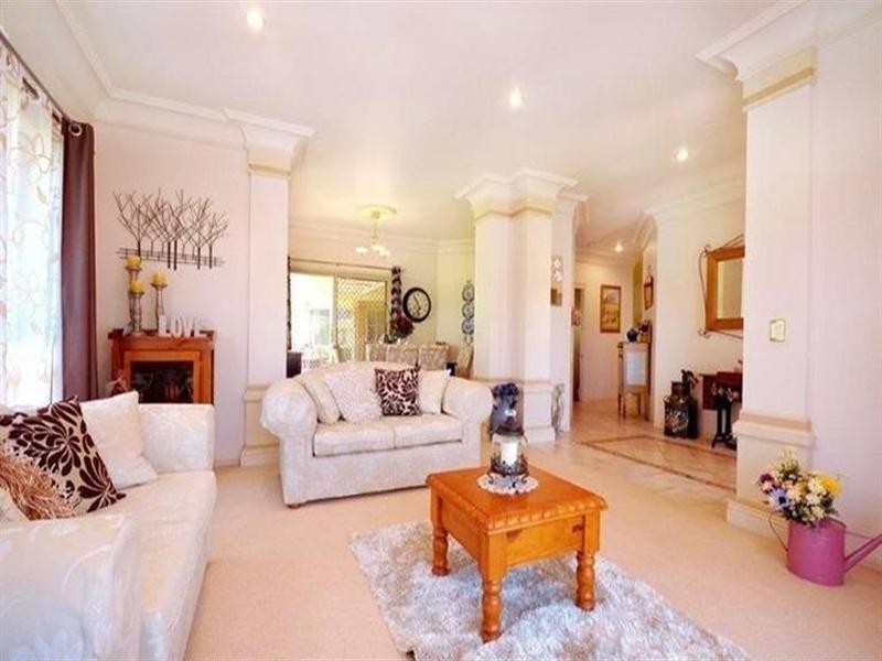 12 Purnawilla Court, Middle Ridge QLD 4350