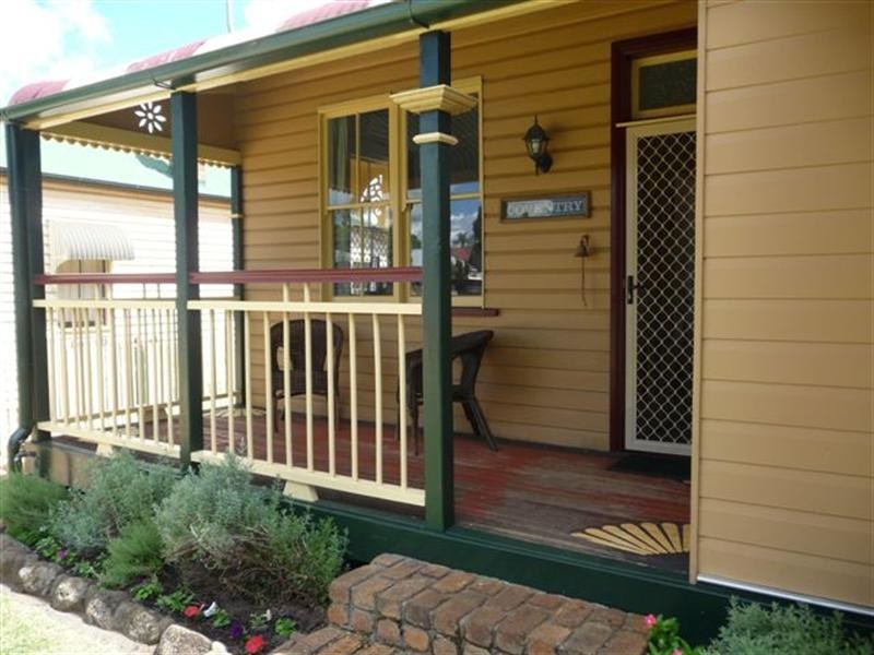 9 Grenier Street, North Toowoomba QLD 4350