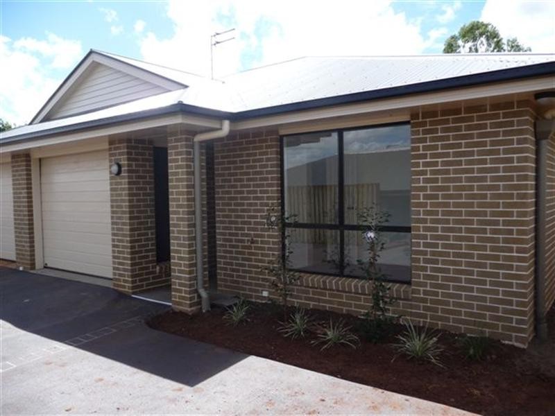 2/81c North Street, North Toowoomba QLD 4350