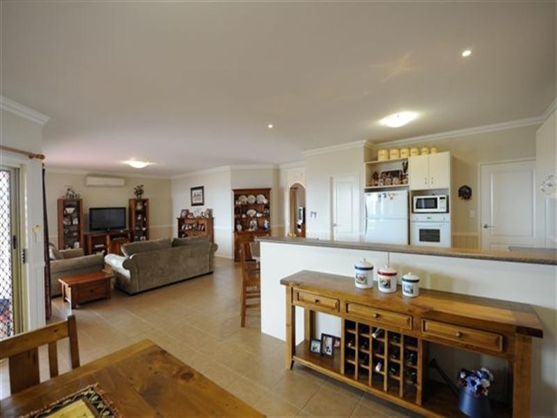 50 Belclaire Drive, Westbrook QLD 4350