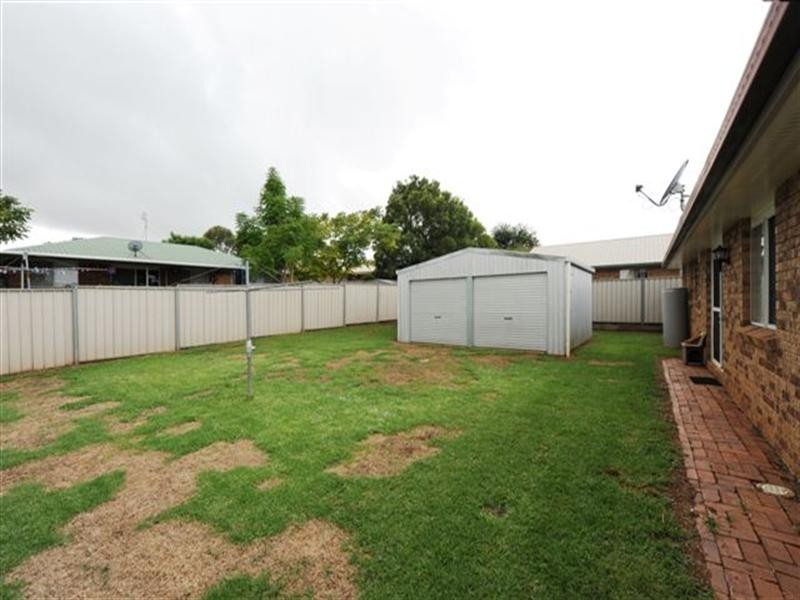 31 Liquidamber Street, Glenvale QLD 4350