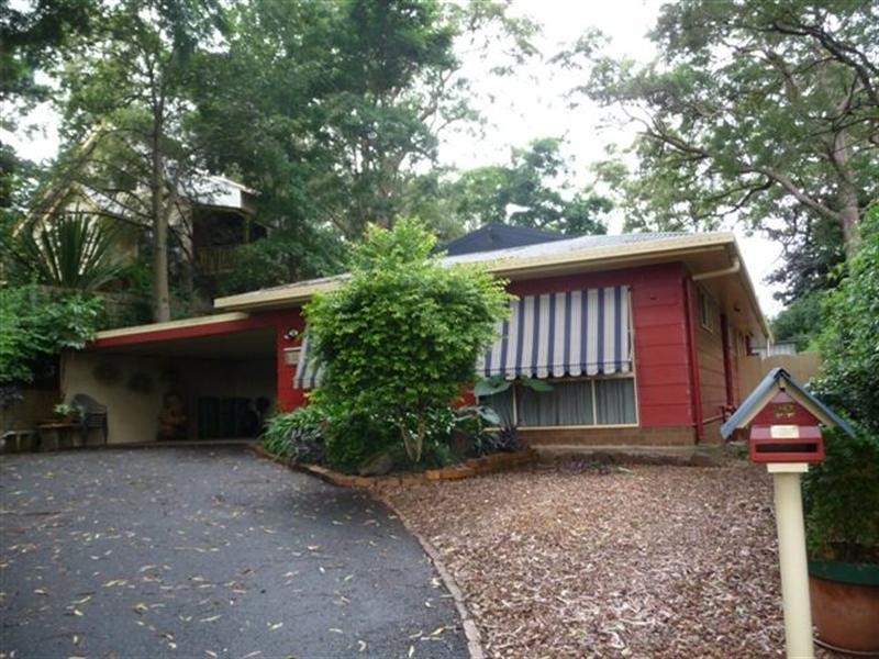 22 Amos Crescent, Mount Lofty QLD 4350