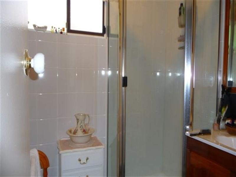 22 Amos Crescent, Mount Lofty QLD 4350