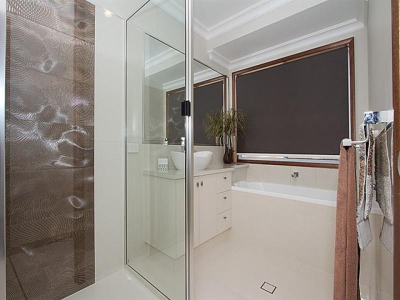 27 Sommariva Street, Westbrook QLD 4350