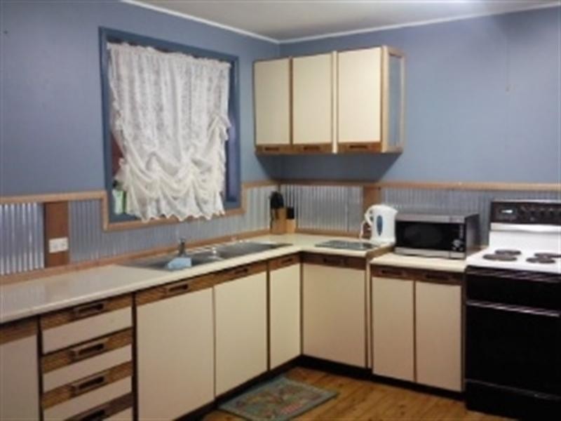 16 Pammenter Road, Hodgson Vale QLD 4352