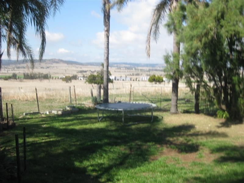 16 Pammenter Road, Hodgson Vale QLD 4352