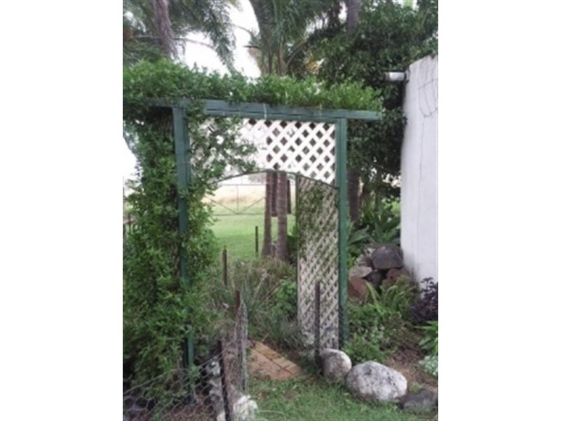 16 Pammenter Road, Hodgson Vale QLD 4352