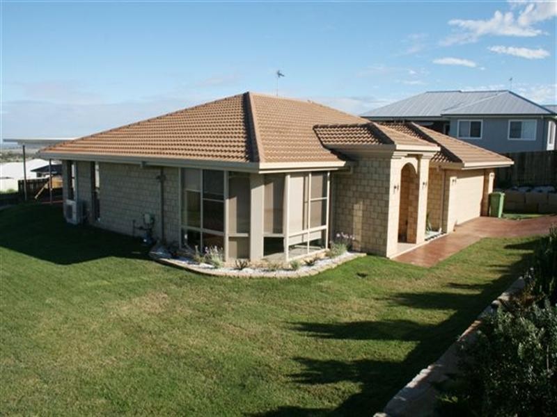 32 Whitman Street, Westbrook QLD 4350