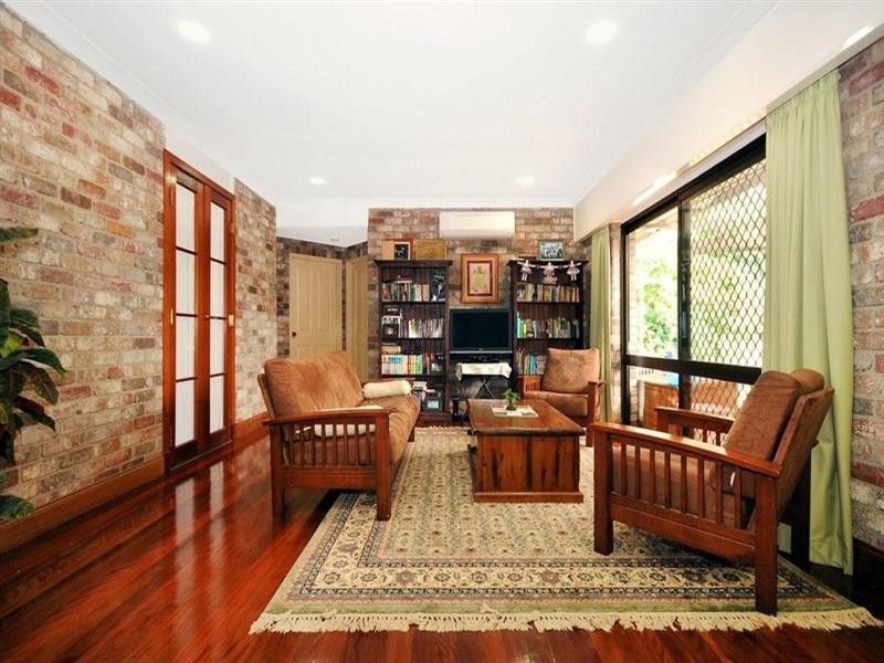 271 Mackenzie Street, Centenary Heights QLD 4350