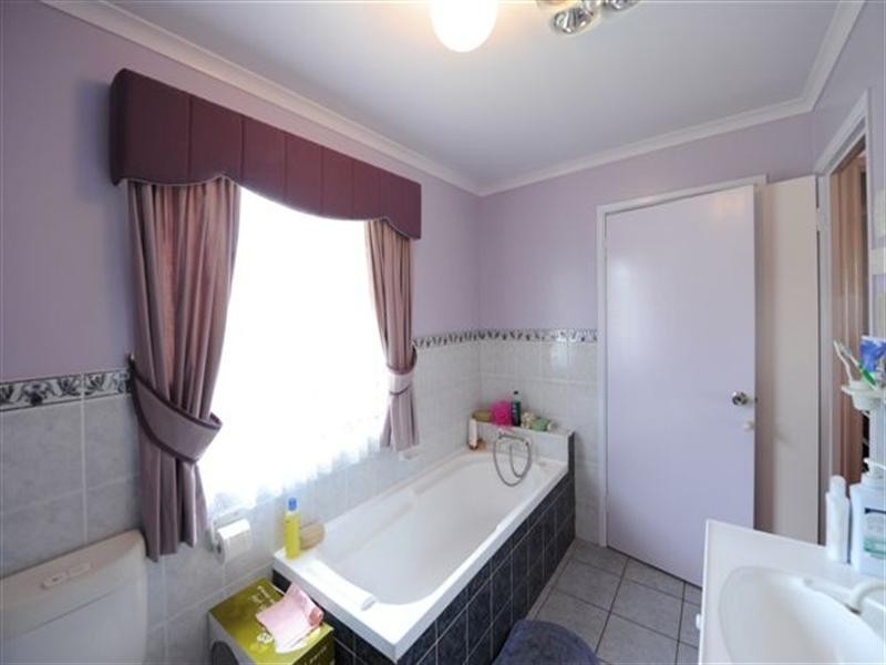 46 Tomkinson Street, Wilsonton QLD 4350